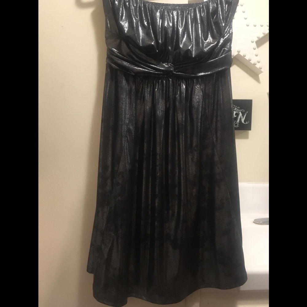Strapless metallic dress